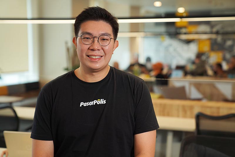 Cleosent Randing is PasarPolis founder and chief executive officer.